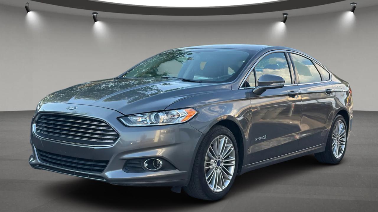 Ford Fusion Hybrid SE 2014