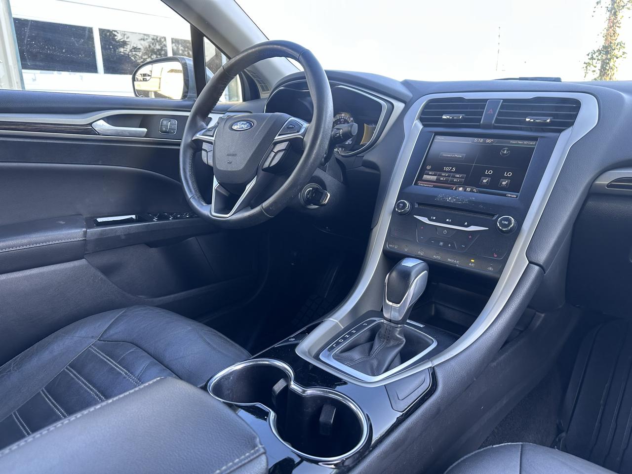 Ford Fusion Hybrid SE 2014