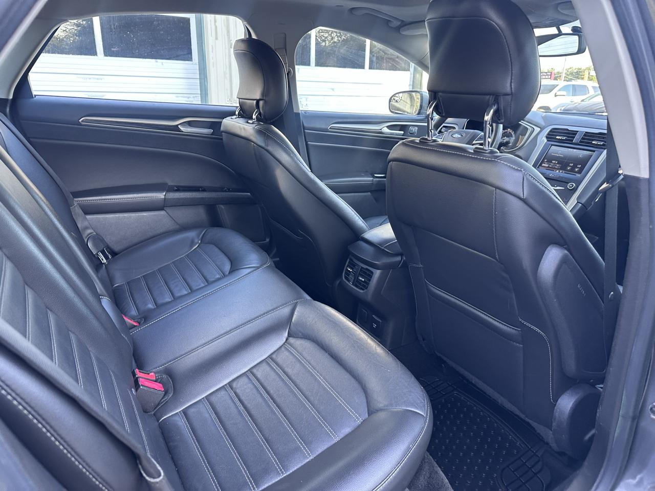 Ford Fusion Hybrid SE 2014