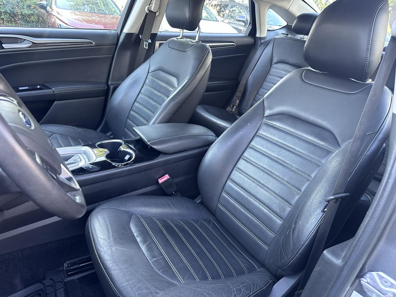 Ford Fusion Hybrid SE 2014
