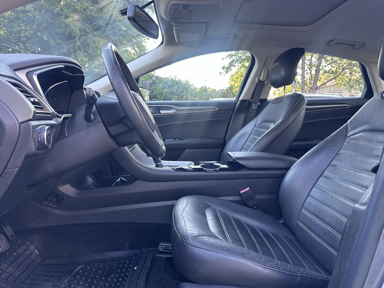 Ford Fusion Hybrid SE 2014