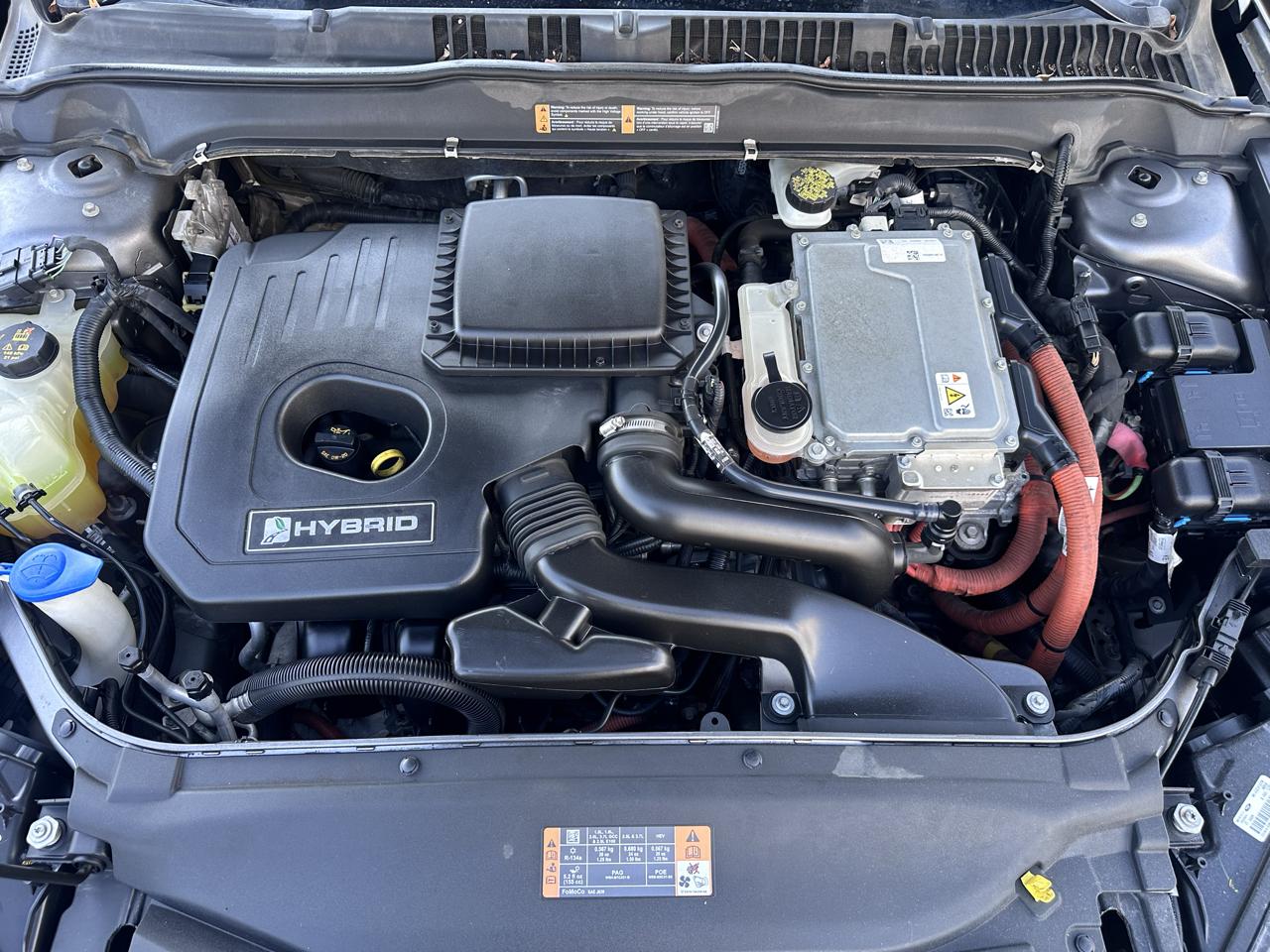 Ford Fusion Hybrid SE 2014