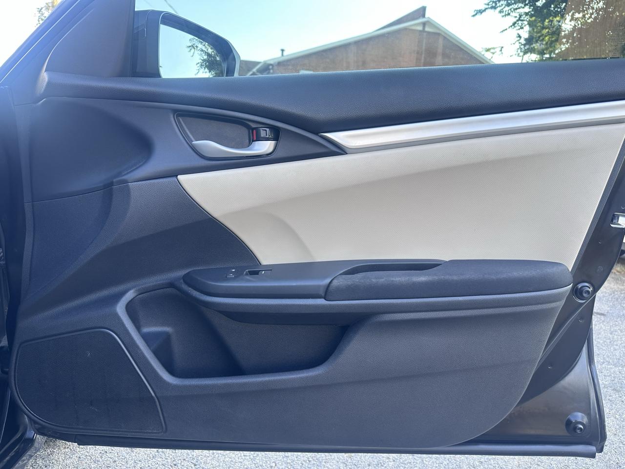 Honda Civic LX Sedan CVT 2016