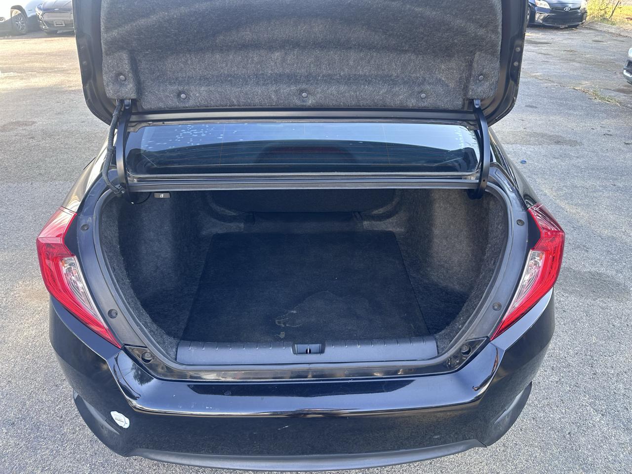 Honda Civic LX Sedan CVT 2016