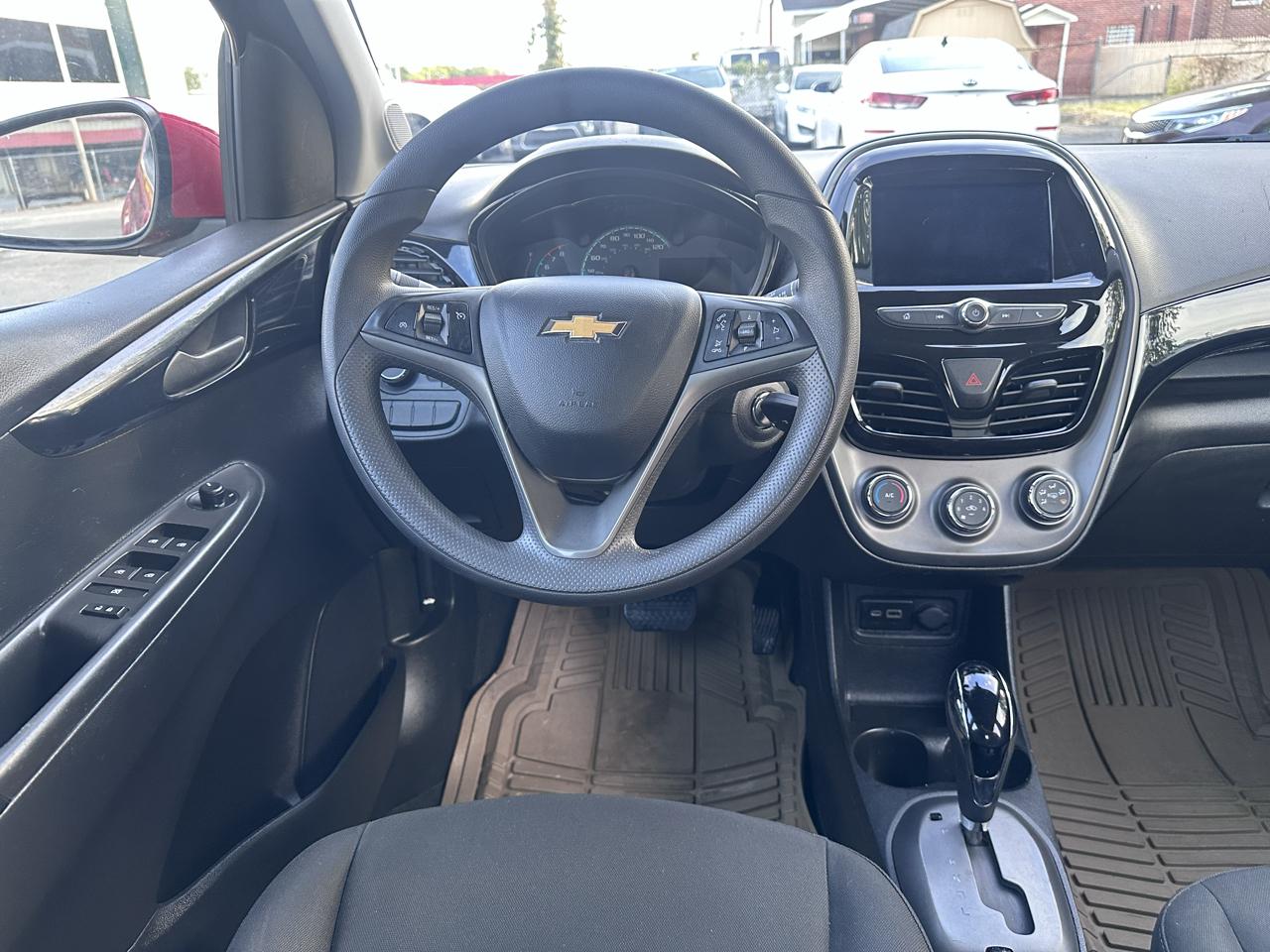 Chevrolet Spark photo 17