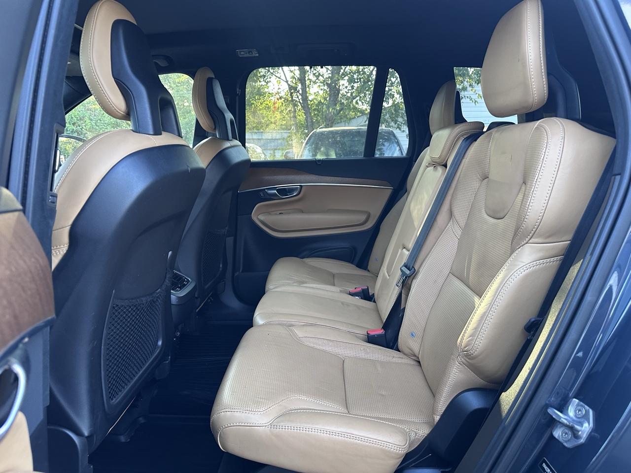 Volvo XC90 photo 20