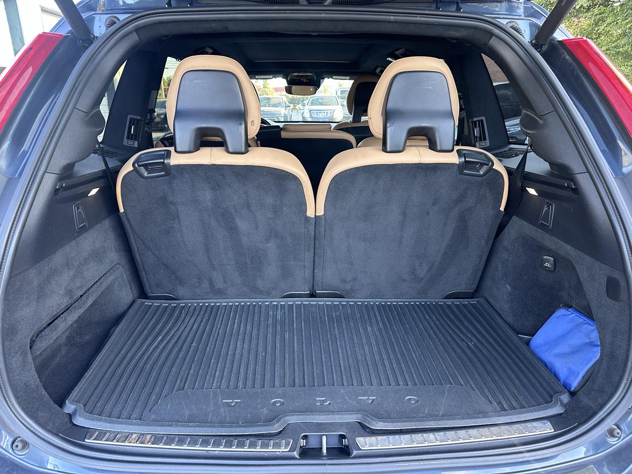 Volvo XC90 photo 42