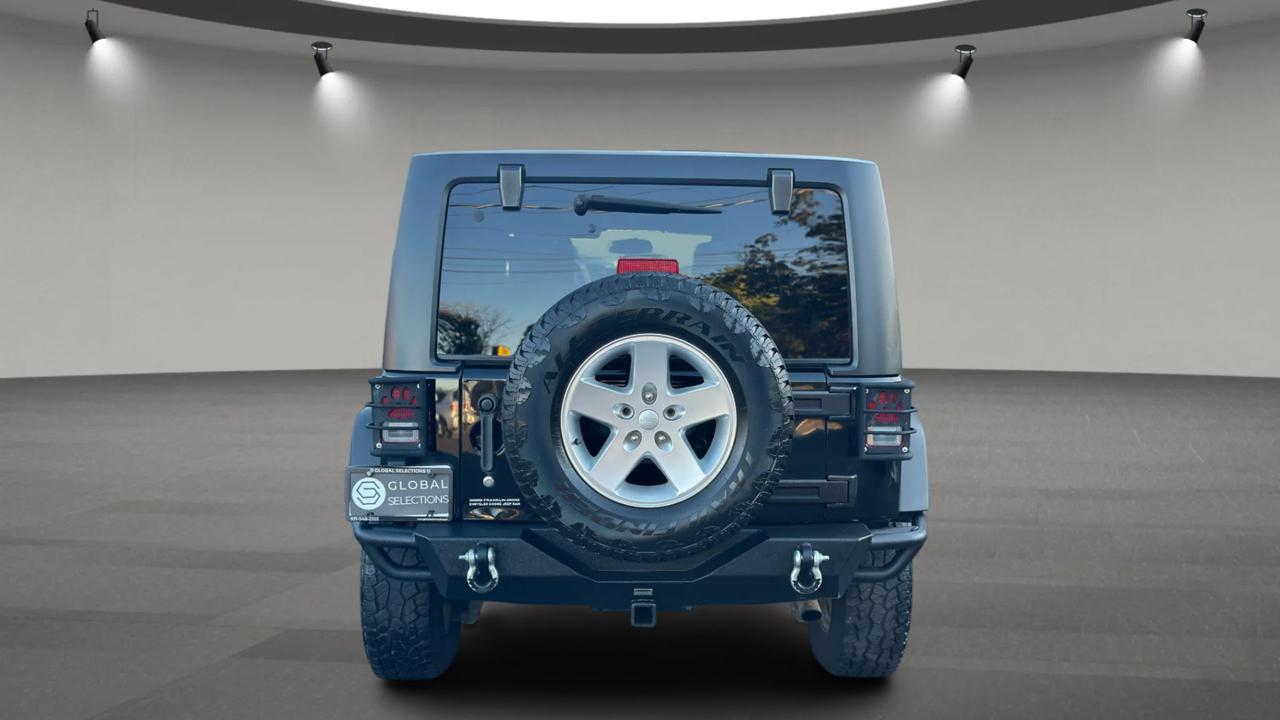 Jeep Wrangler photo 7