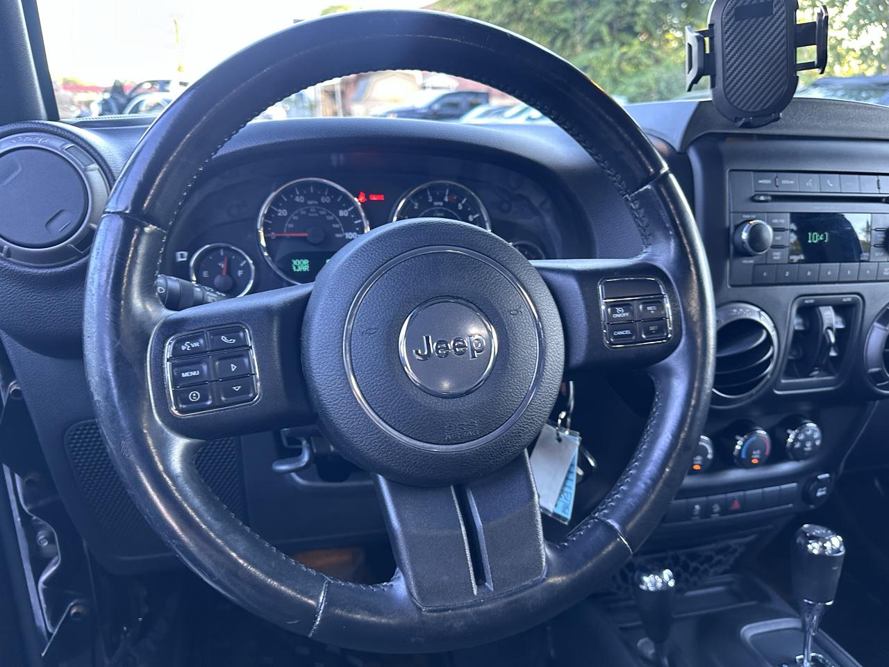 Jeep Wrangler photo 13
