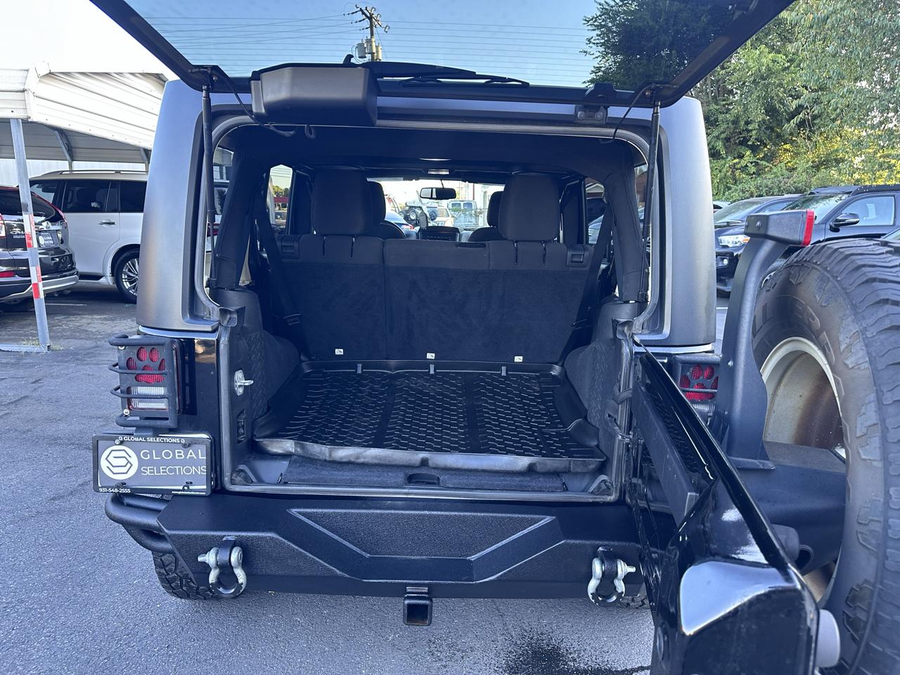 Jeep Wrangler photo 29