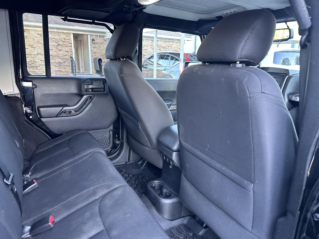 Jeep Wrangler photo 22