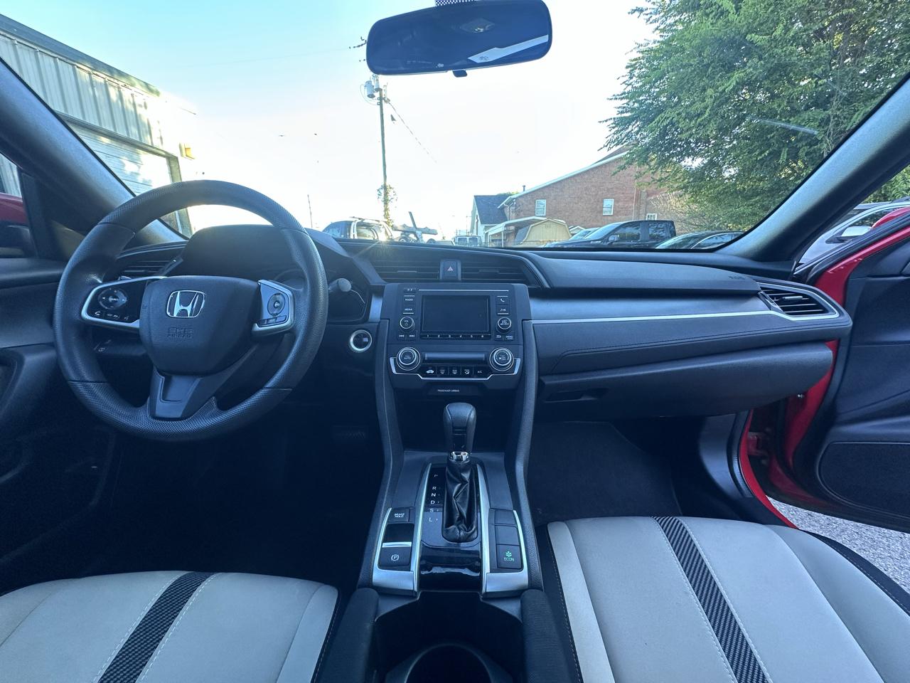 Honda Civic photo 13