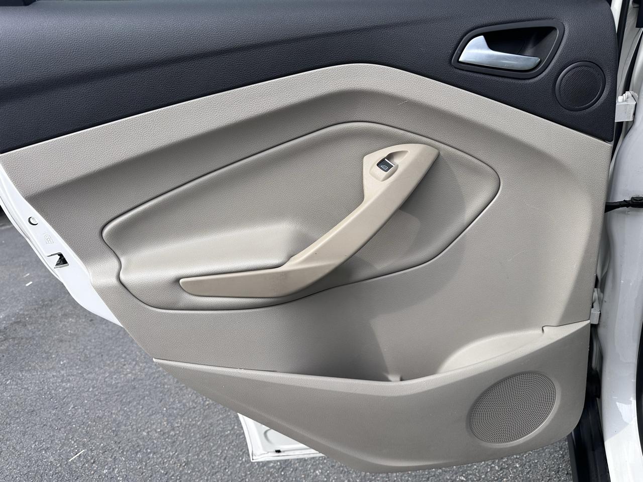 Ford C-Max Hybrid SEL 2013