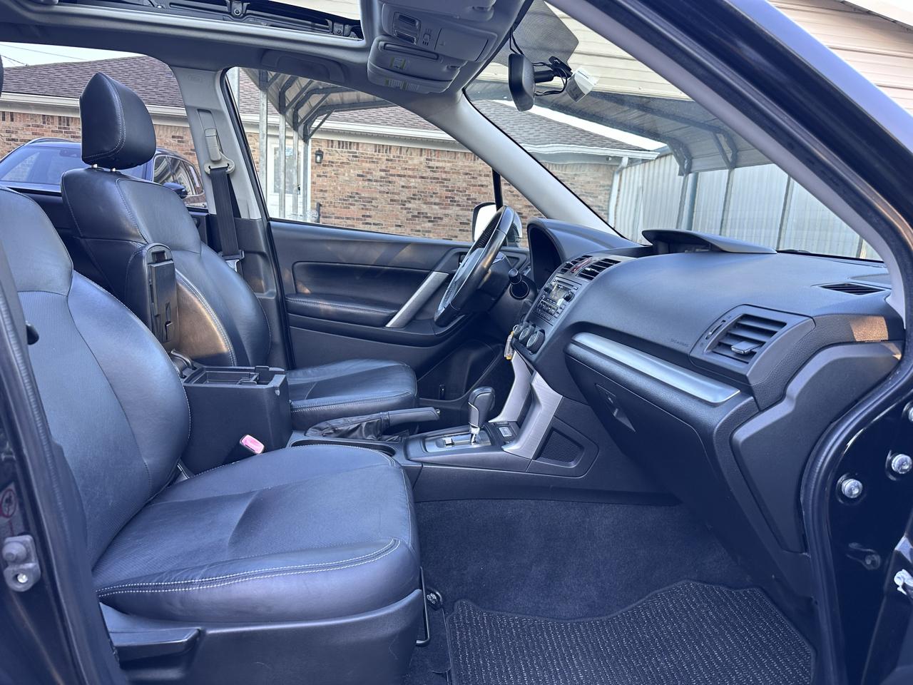 Subaru Forester 2.5i Limited 2014