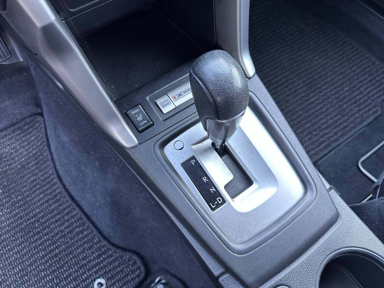 Subaru Forester 2.5i Limited 2014