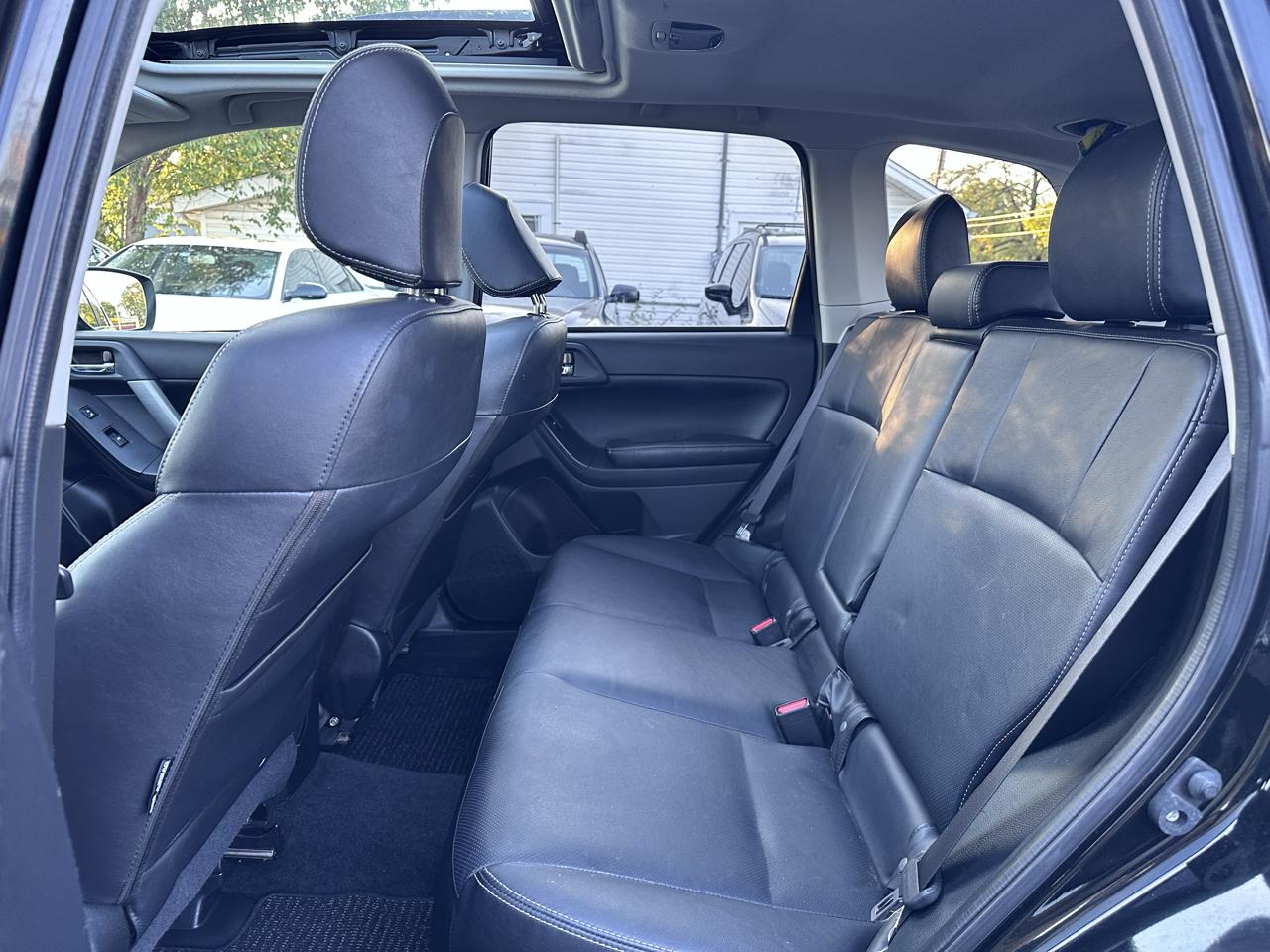 Subaru Forester 2.5i Limited 2014