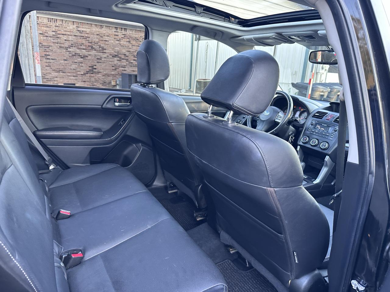 Subaru Forester 2.5i Limited 2014
