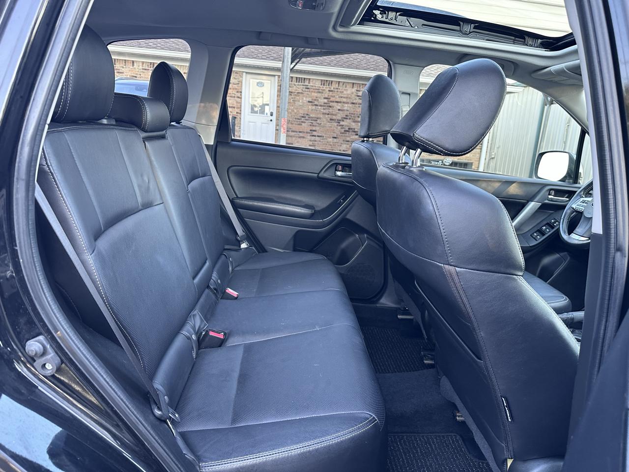 Subaru Forester 2.5i Limited 2014