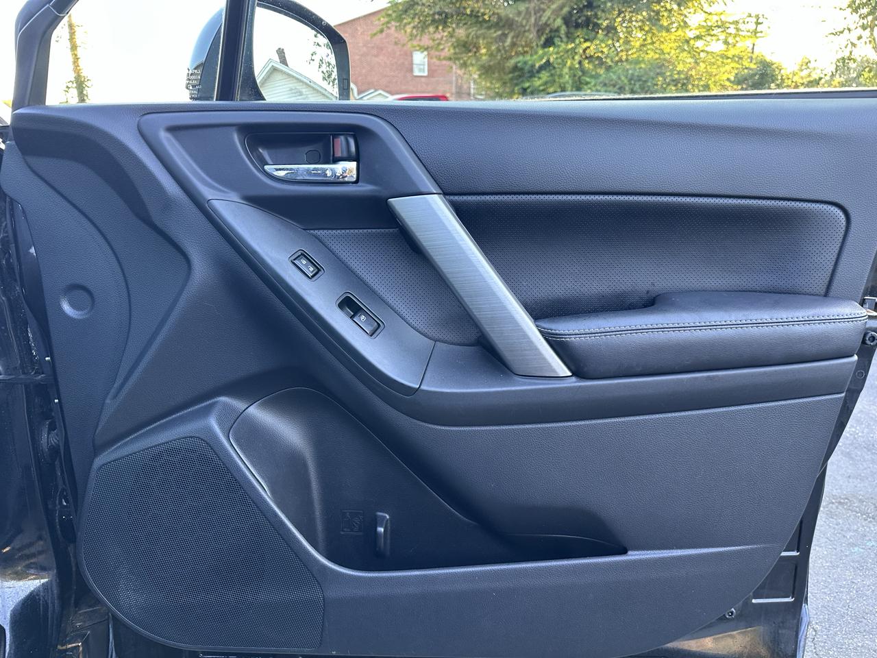 Subaru Forester 2.5i Limited 2014