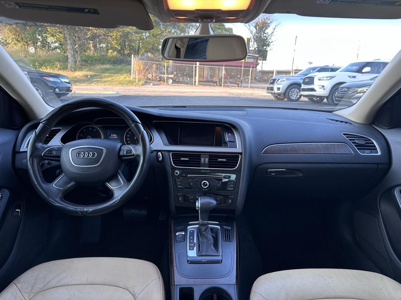 Audi A4 2.0 T Sedan FrontTrak Multitronic 2013