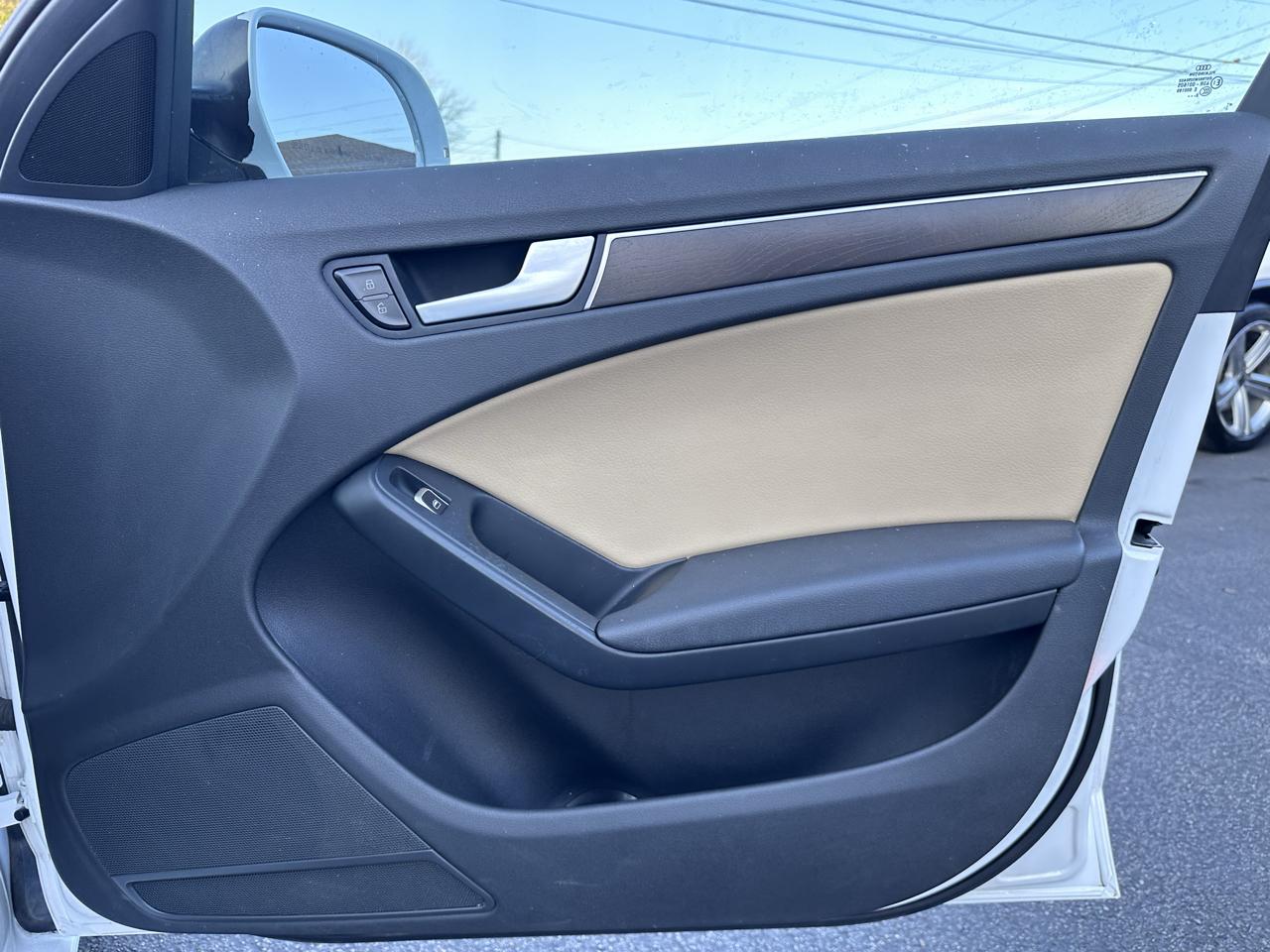 Audi A4 2.0 T Sedan FrontTrak Multitronic 2013