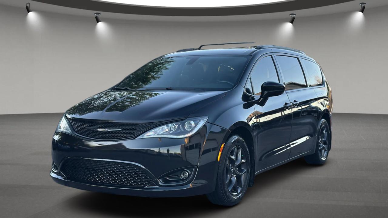 Chrysler Pacifica Touring-L Plus 2018