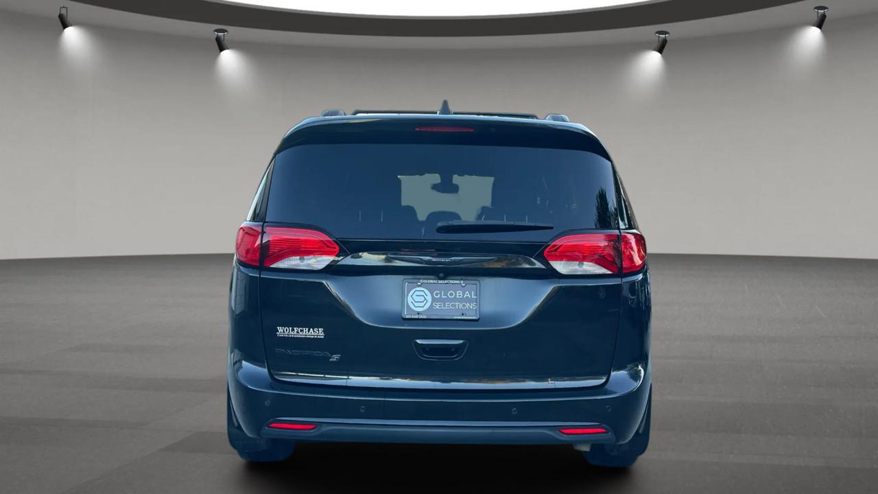 Chrysler Pacifica Touring-L Plus 2018