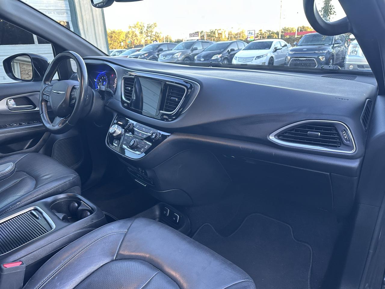 Chrysler Pacifica Touring-L Plus 2018