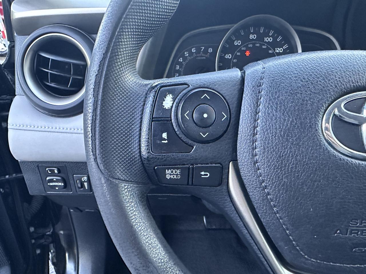 Toyota RAV4 XLE FWD 2013
