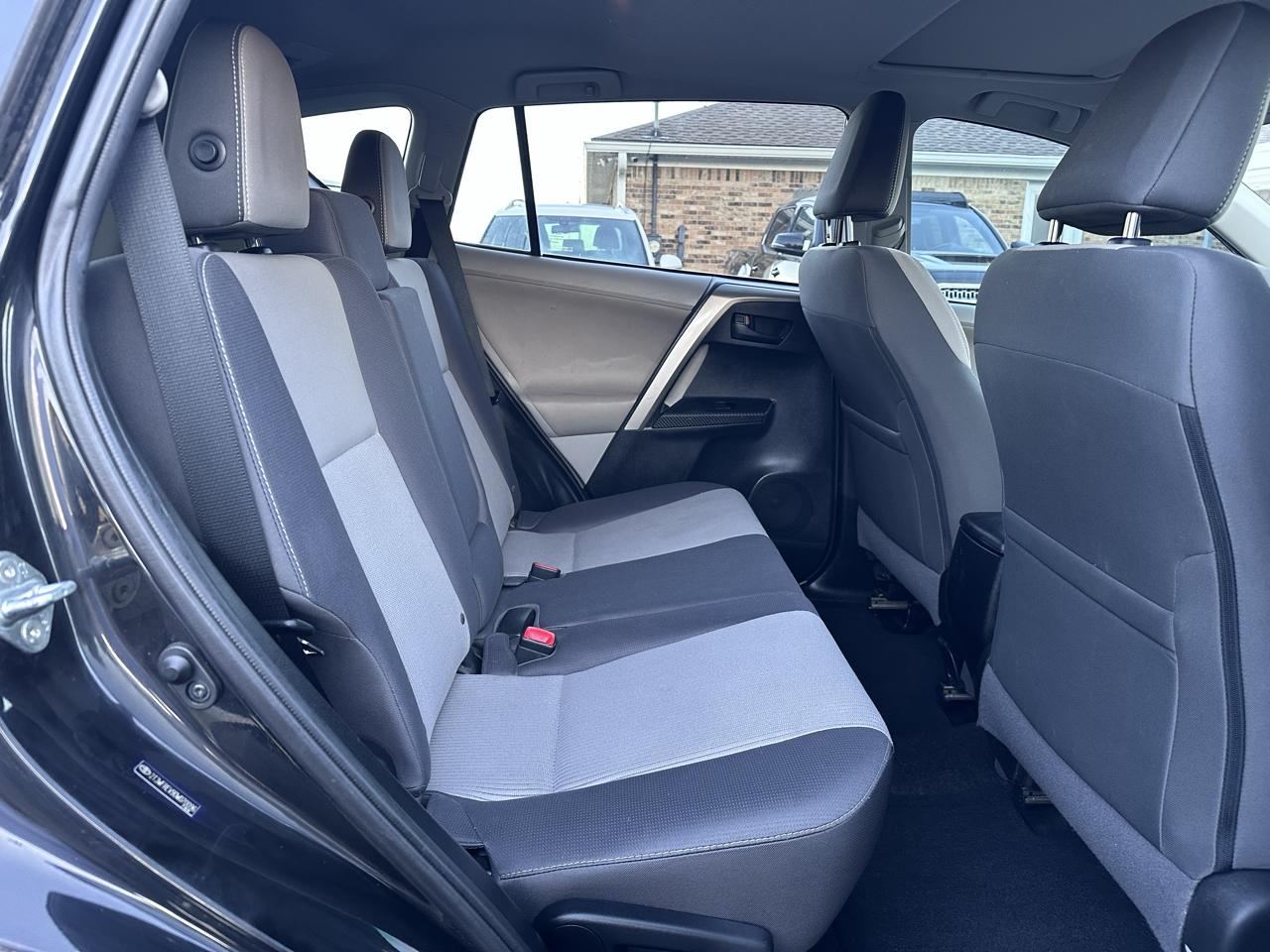 Toyota RAV4 XLE FWD 2013