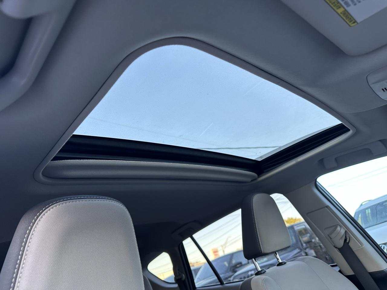Toyota RAV4 XLE FWD 2013