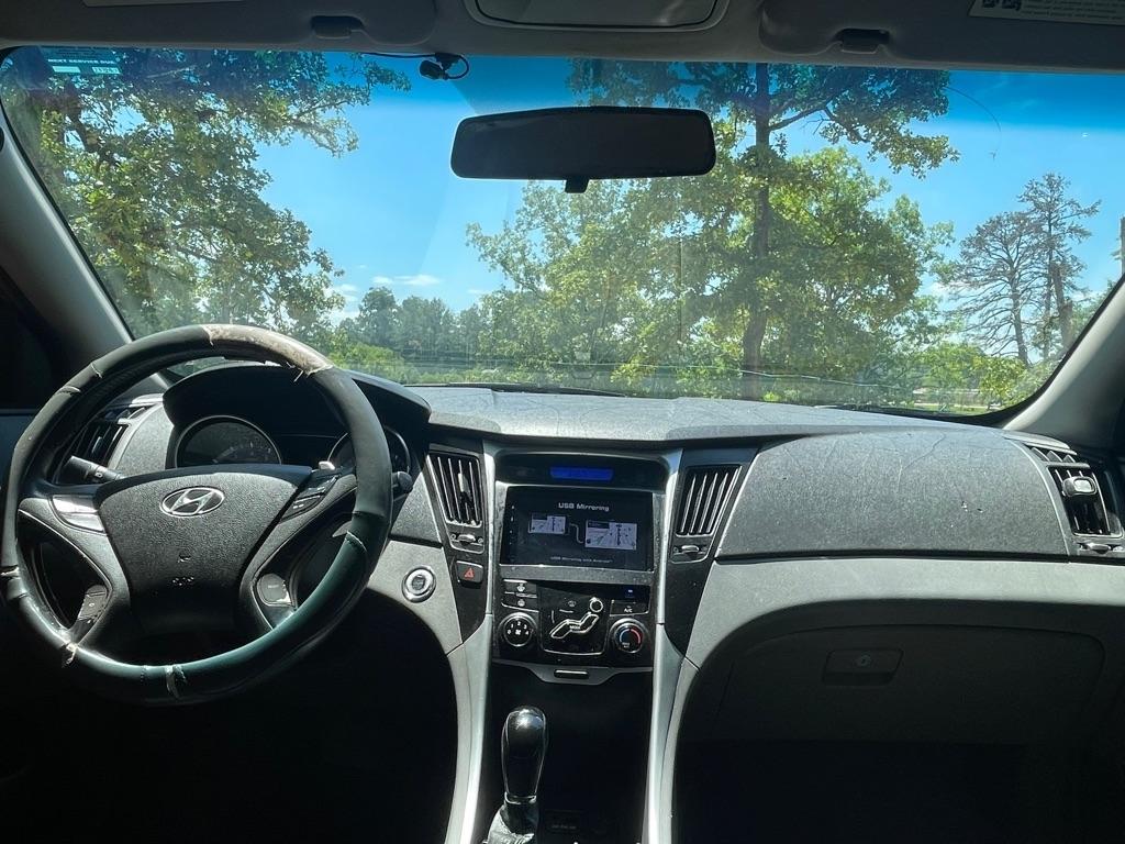 Hyundai Sonata SE Auto 2011