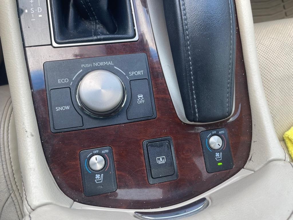 Lexus LS 460 Luxury Sedan AWD 2013