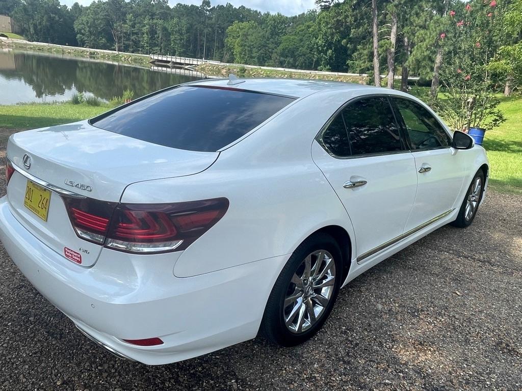 Lexus LS 460 Luxury Sedan AWD 2013