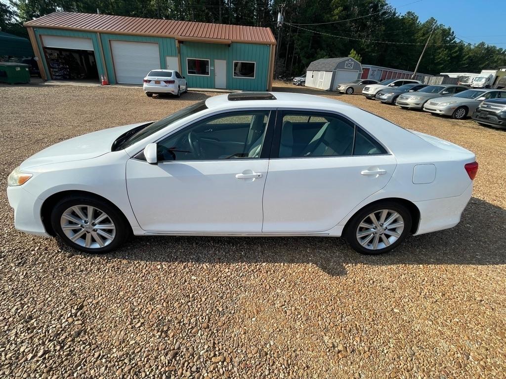 Toyota Camry SE 2012