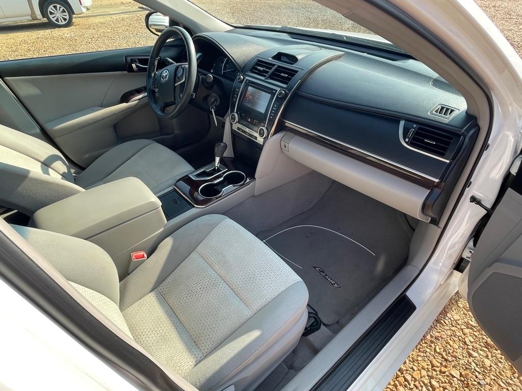 Toyota Camry SE 2012