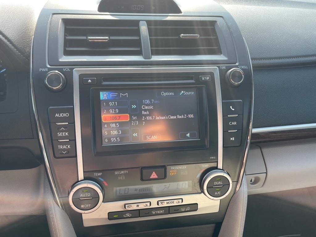 Toyota Camry SE 2012