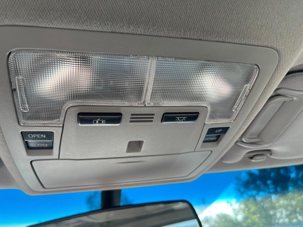 Toyota Camry SE 2012