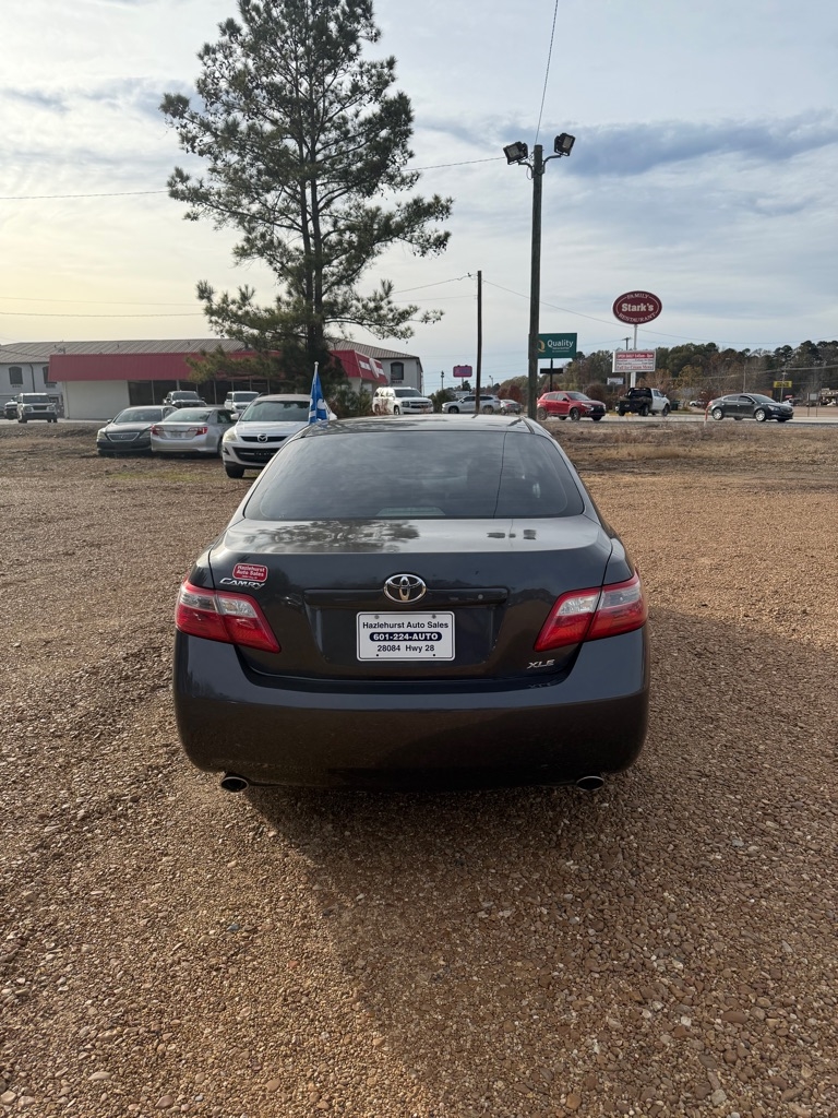 Toyota Camry SE V6 6-Spd AT 2009