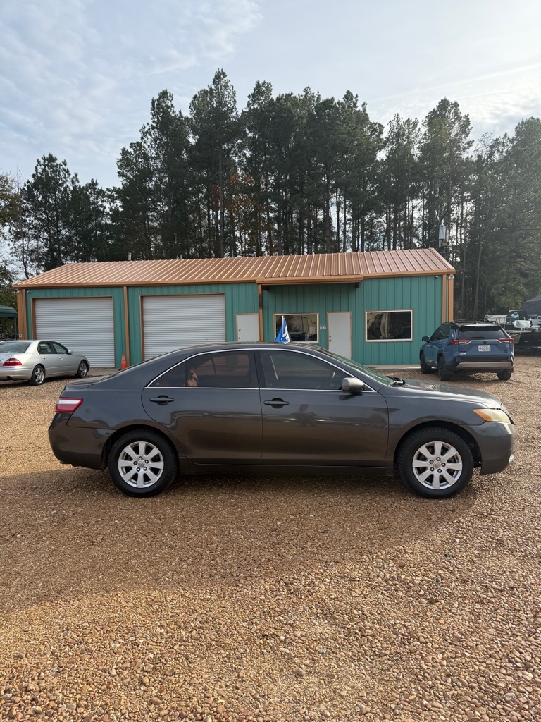 Toyota Camry SE V6 6-Spd AT 2009