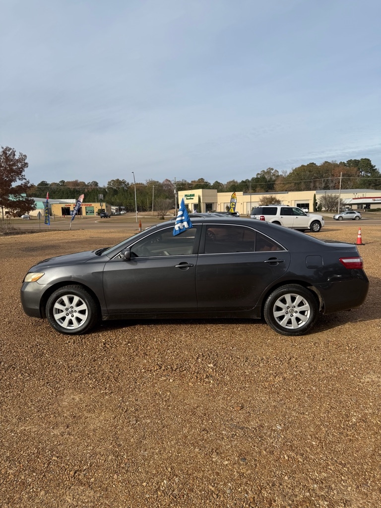 Toyota Camry SE V6 6-Spd AT 2009