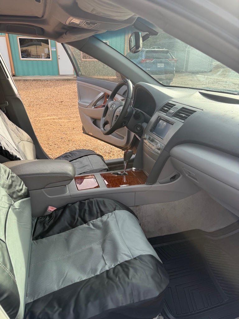 Toyota Camry SE V6 6-Spd AT 2009