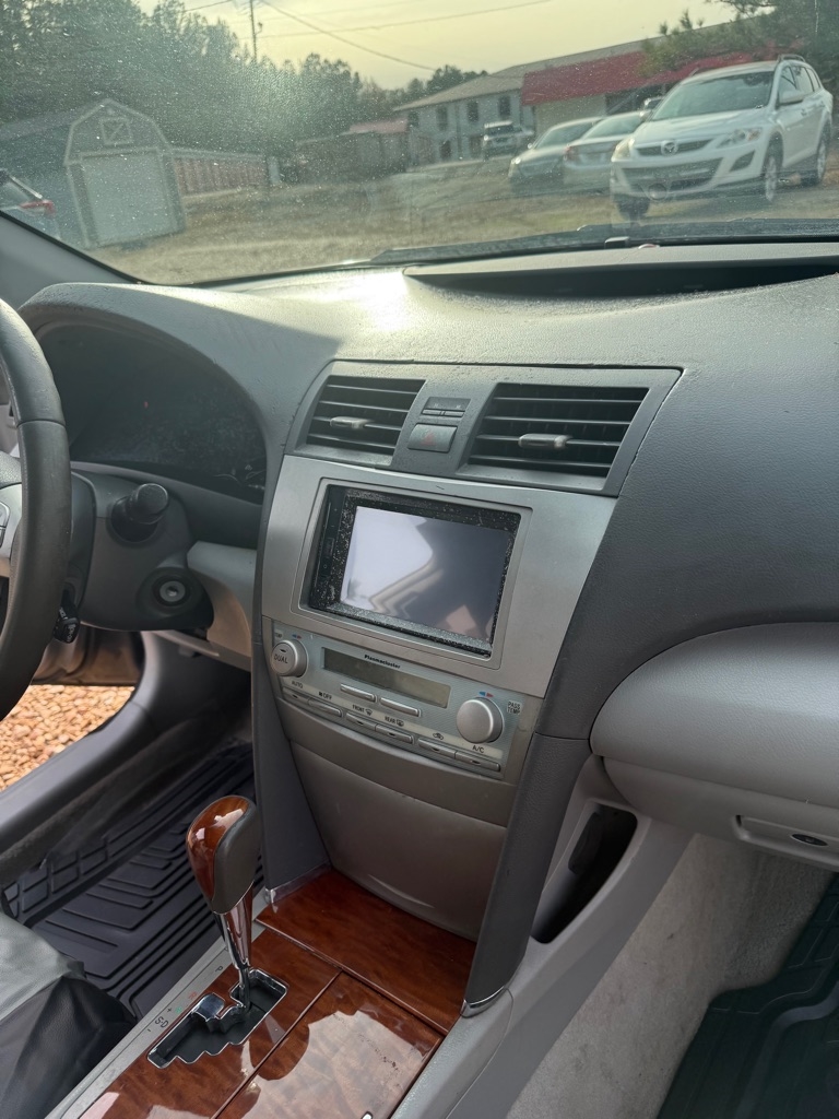 Toyota Camry SE V6 6-Spd AT 2009