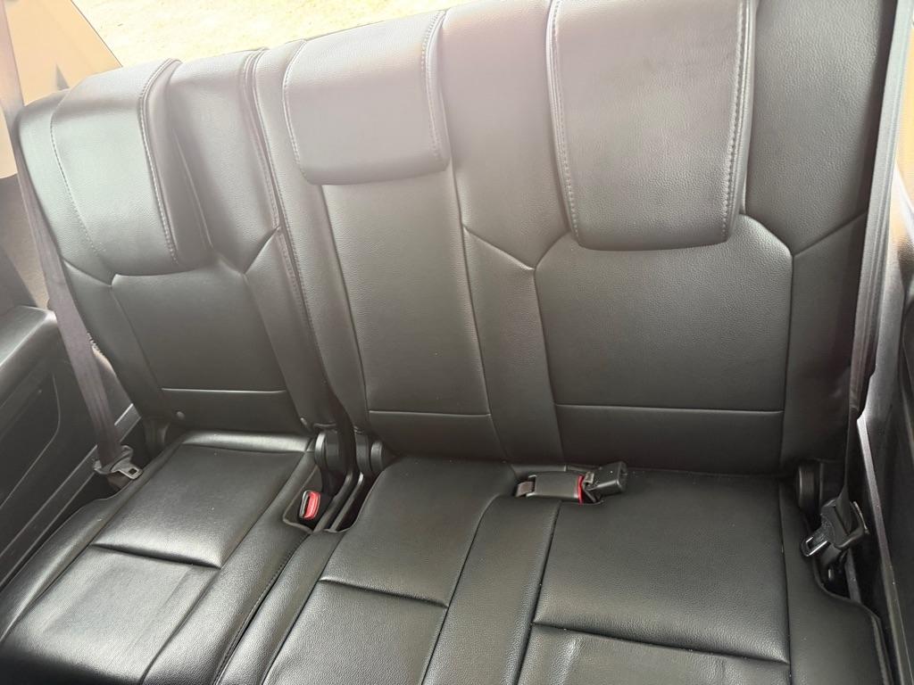 Honda Pilot Touring 2WD 5-Spd AT with DVD 2013