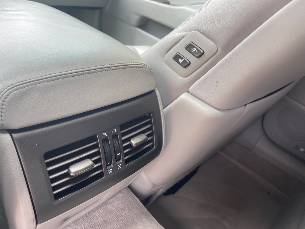 Lexus LS 460 Luxury Sedan 2007