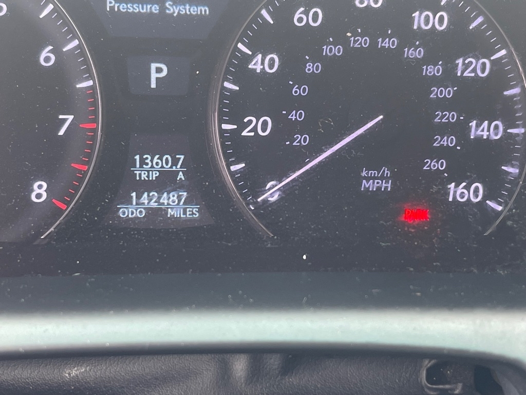 Lexus LS 460 Luxury Sedan 2007