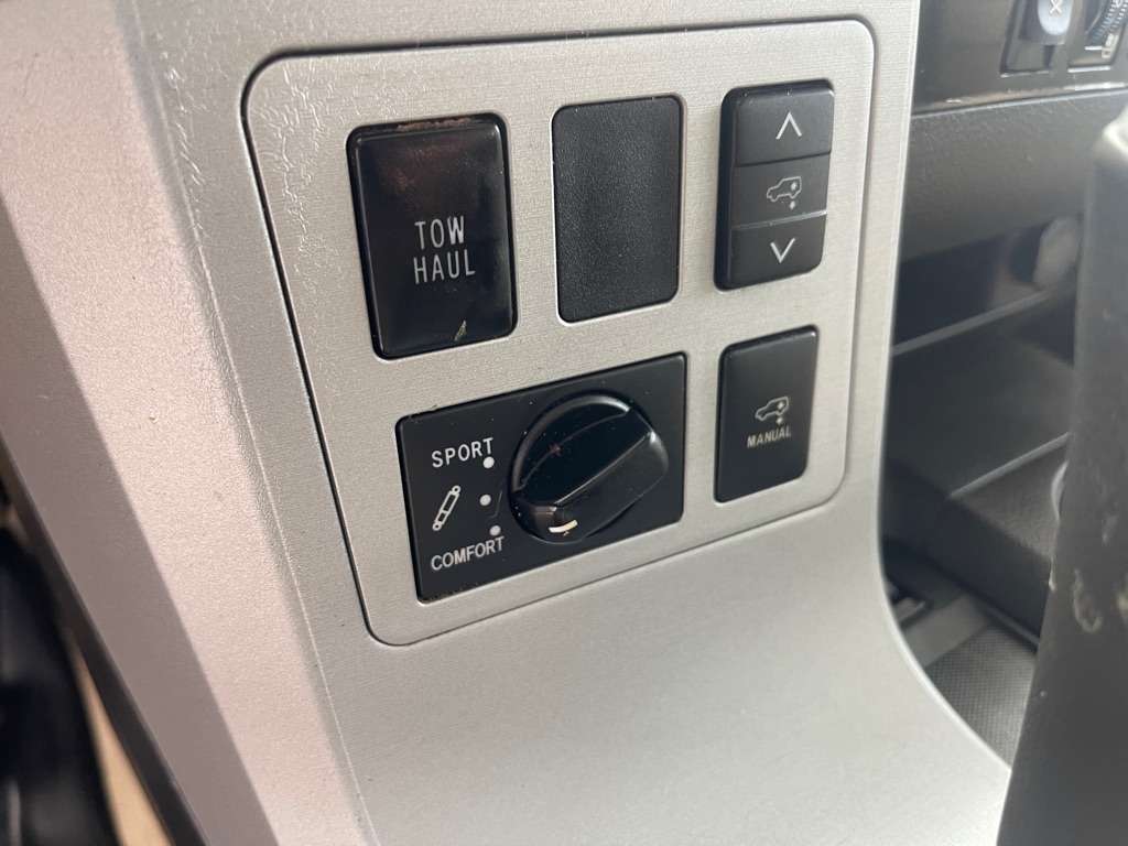 Toyota Sequoia Plantium 2WD 2008