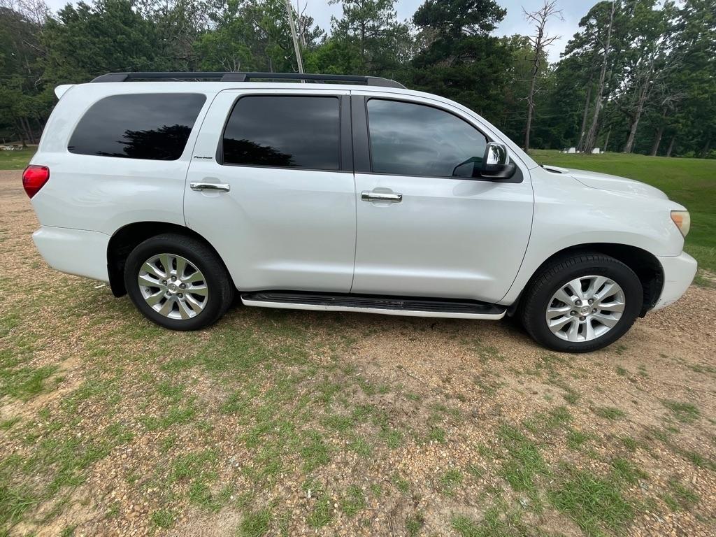 Toyota Sequoia Plantium 2WD 2008