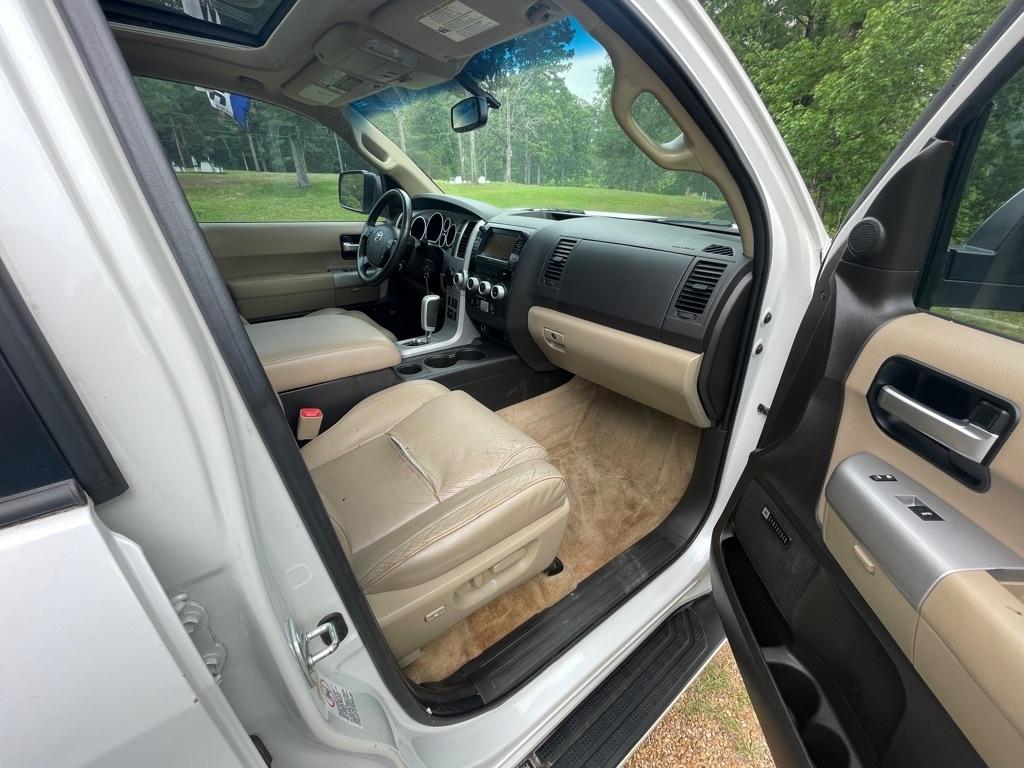 Toyota Sequoia Plantium 2WD 2008