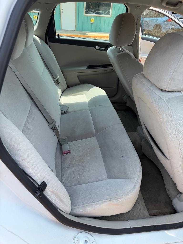 Chevrolet Impala LS 2011